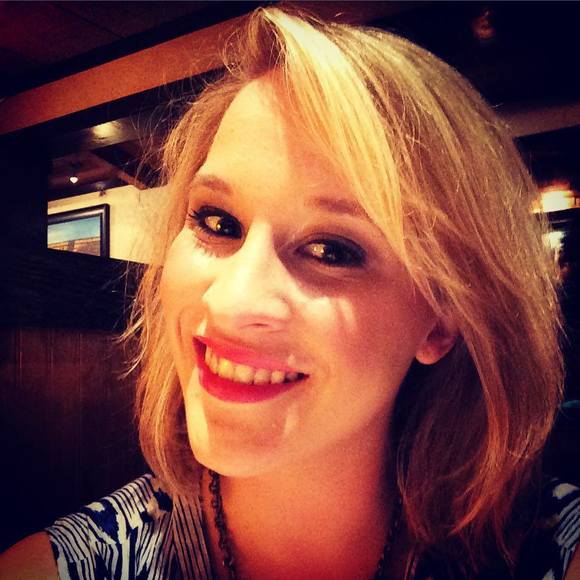 Meet your Posher, Sarah - Picture 1 of 1